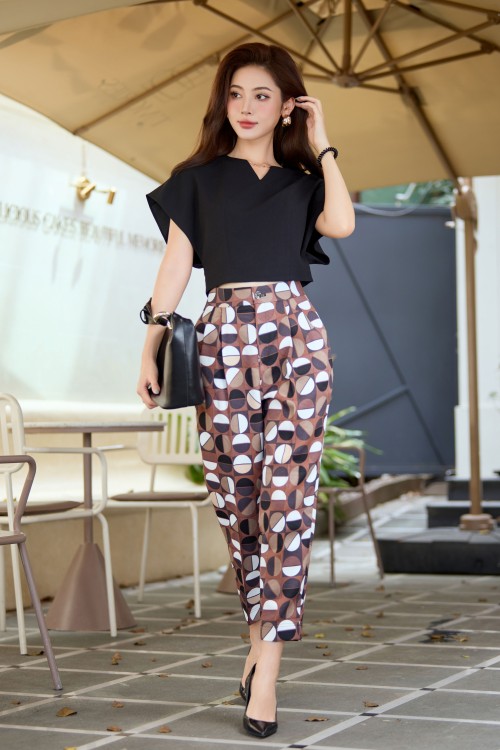 Sixdo Brown Polka Dot Raw Pants